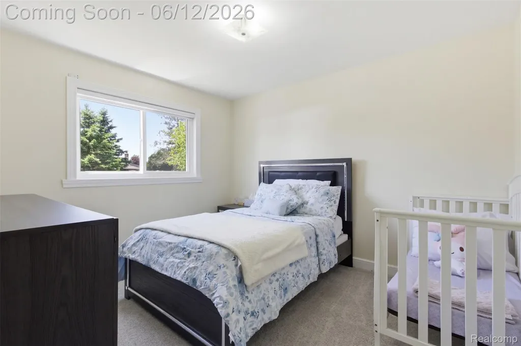 37729 Fieldcrest Lane Sterling Heights City MI 48312