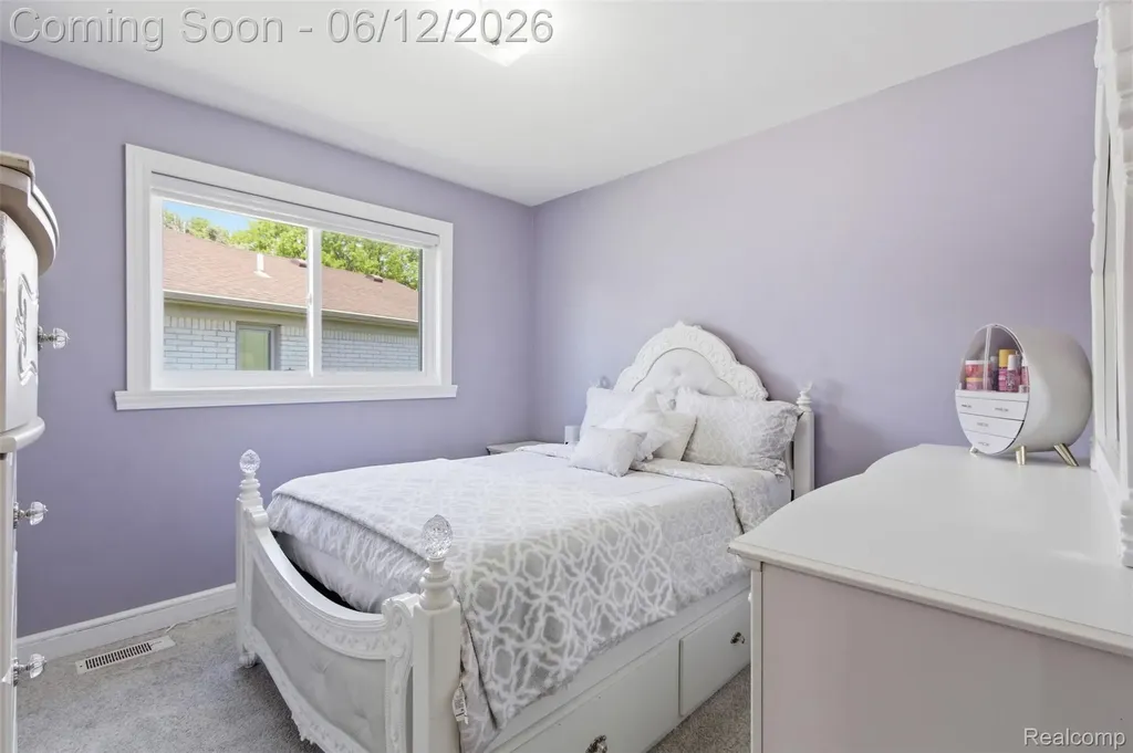 37729 Fieldcrest Lane Sterling Heights City MI 48312