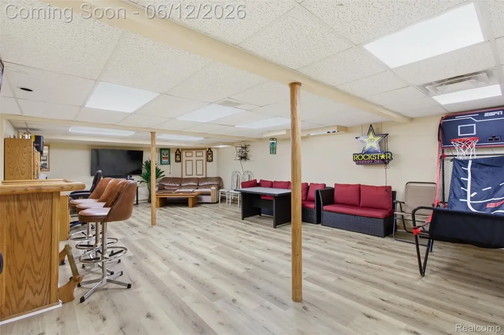 37729 Fieldcrest Lane Sterling Heights City MI 48312