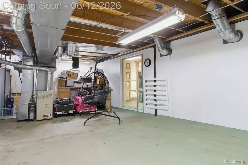 37729 Fieldcrest Lane Sterling Heights City MI 48312