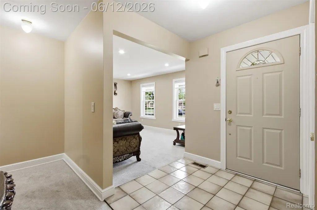 37729 Fieldcrest Lane Sterling Heights City MI 48312