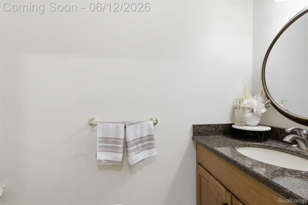 37729 Fieldcrest Lane Sterling Heights City MI 48312