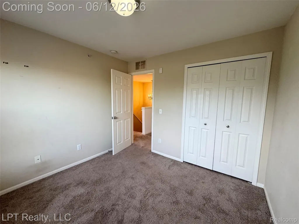 623 Worthington Drive Lansing City MI 48906