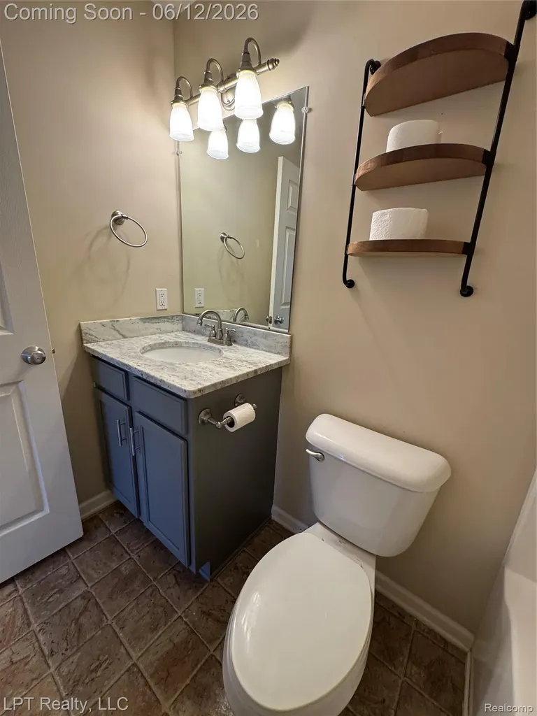 623 Worthington Drive Lansing City MI 48906