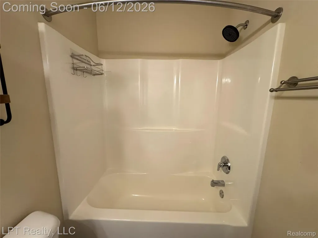 623 Worthington Drive Lansing City MI 48906