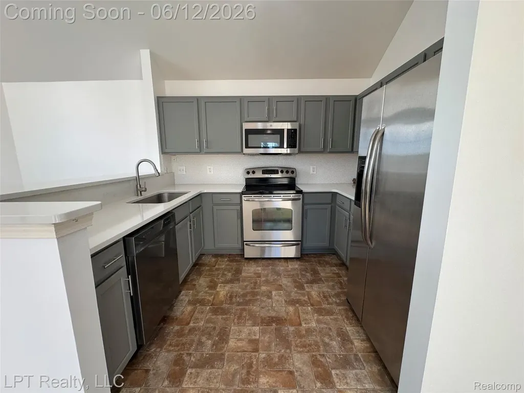 623 Worthington Drive Lansing City MI 48906