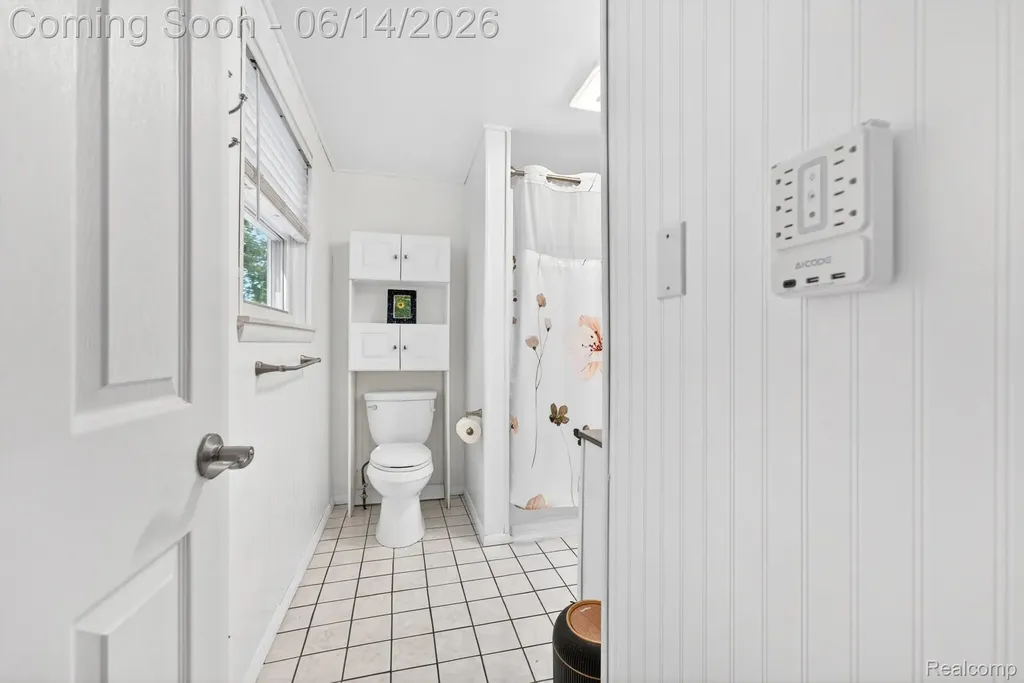 21659 Birch Street Woodhaven City MI 48183