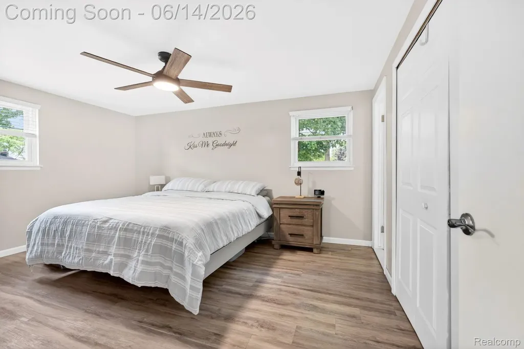 21659 Birch Street Woodhaven City MI 48183