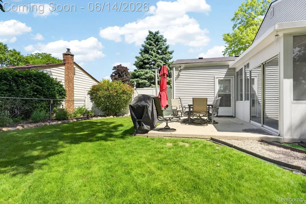 21659 Birch Street Woodhaven City MI 48183