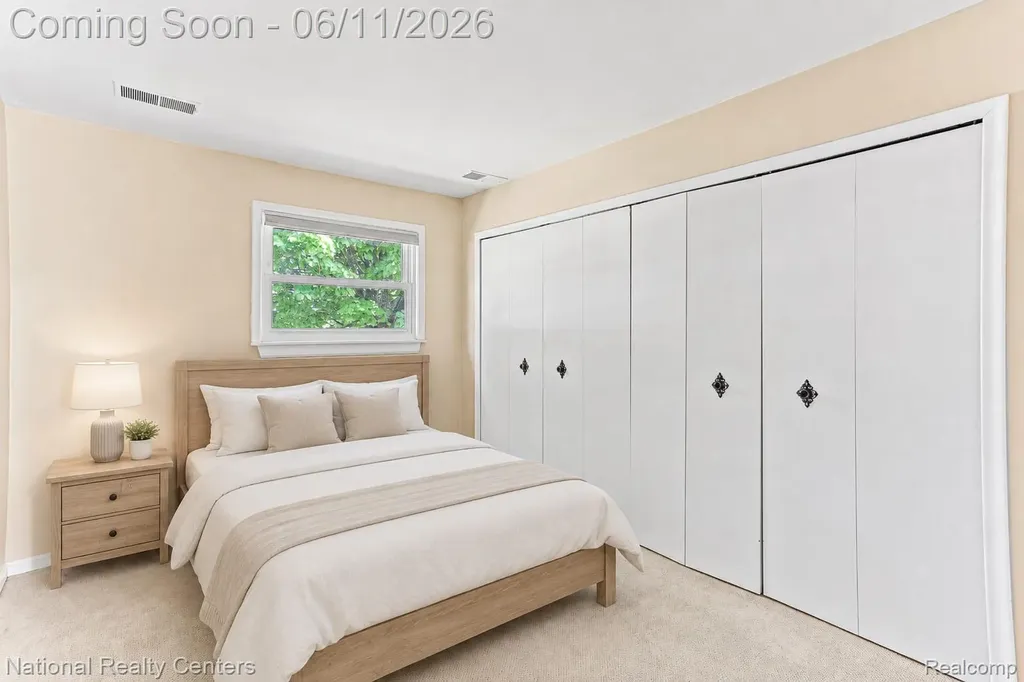 5191 Lynsue Lane Waterford Charter Township MI 48327