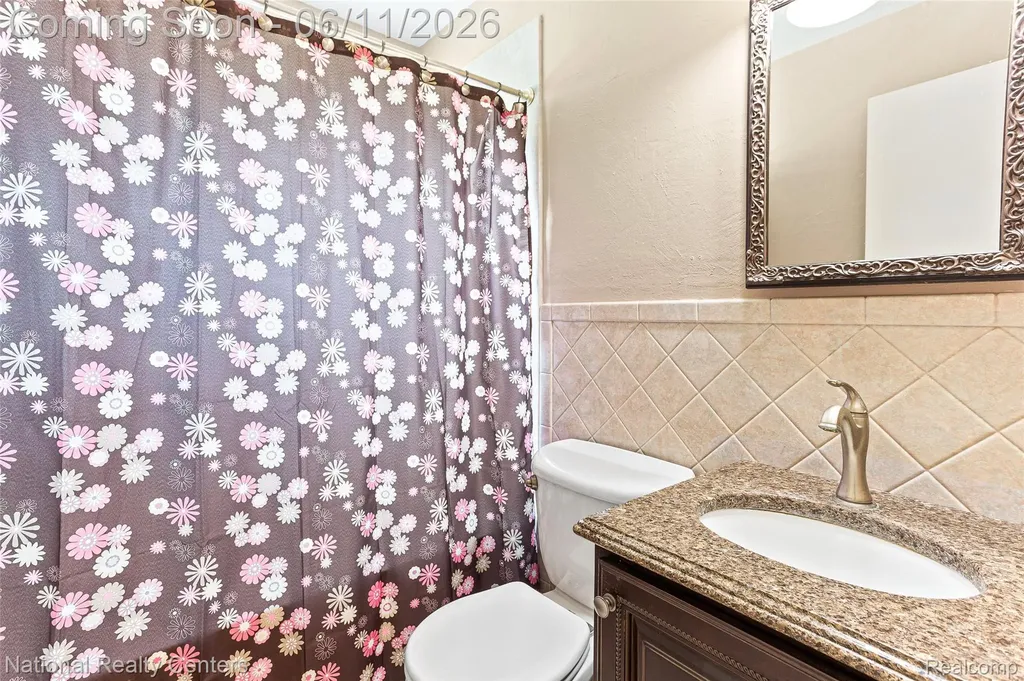 5191 Lynsue Lane Waterford Charter Township MI 48327