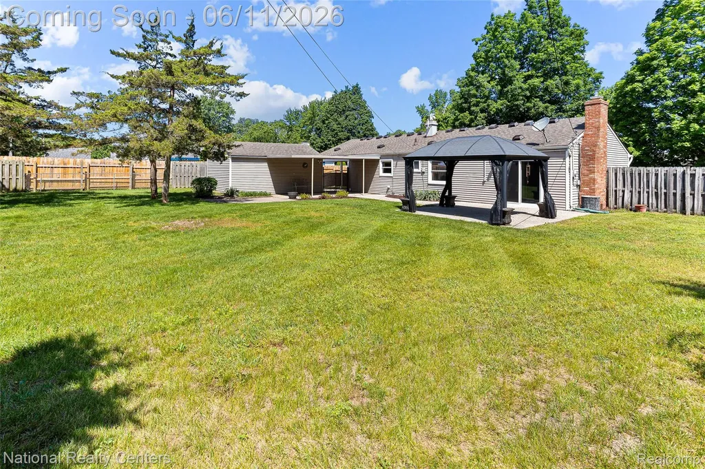 5191 Lynsue Lane Waterford Charter Township MI 48327
