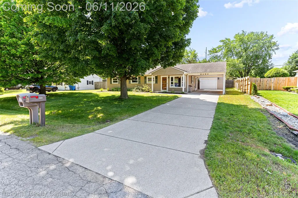 5191 Lynsue Lane Waterford Charter Township MI 48327