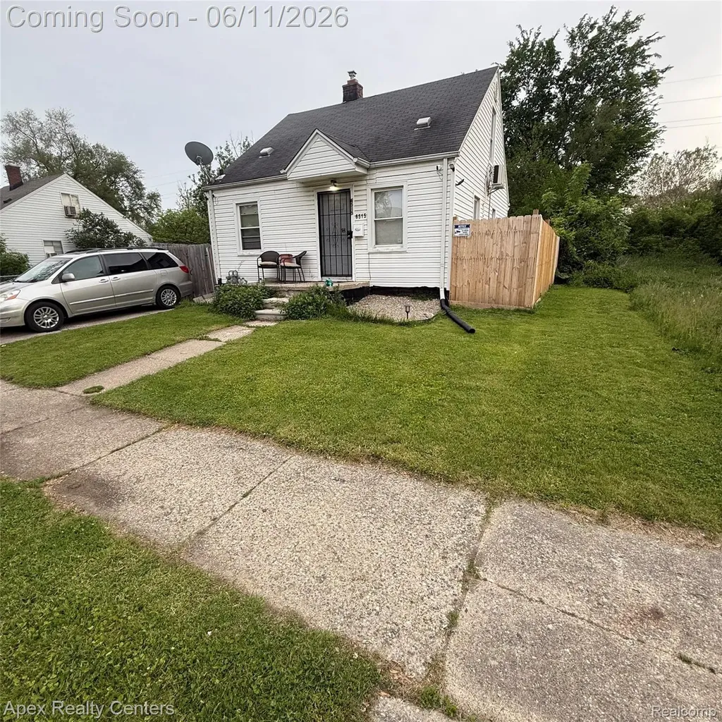 6515 Ashton Avenue Detroit City MI 48228