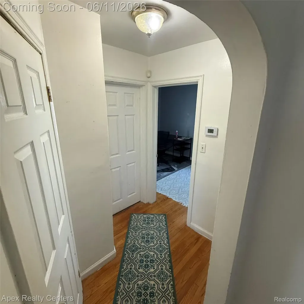 6515 Ashton Avenue Detroit City MI 48228