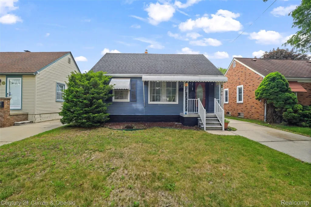 4155 Syracuse Street Dearborn Heights City MI 48125