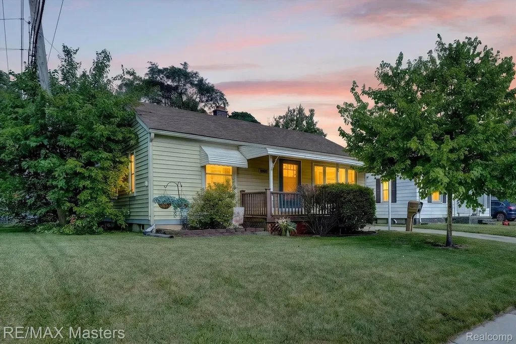 4643 Niagara Street Wayne City MI 48184