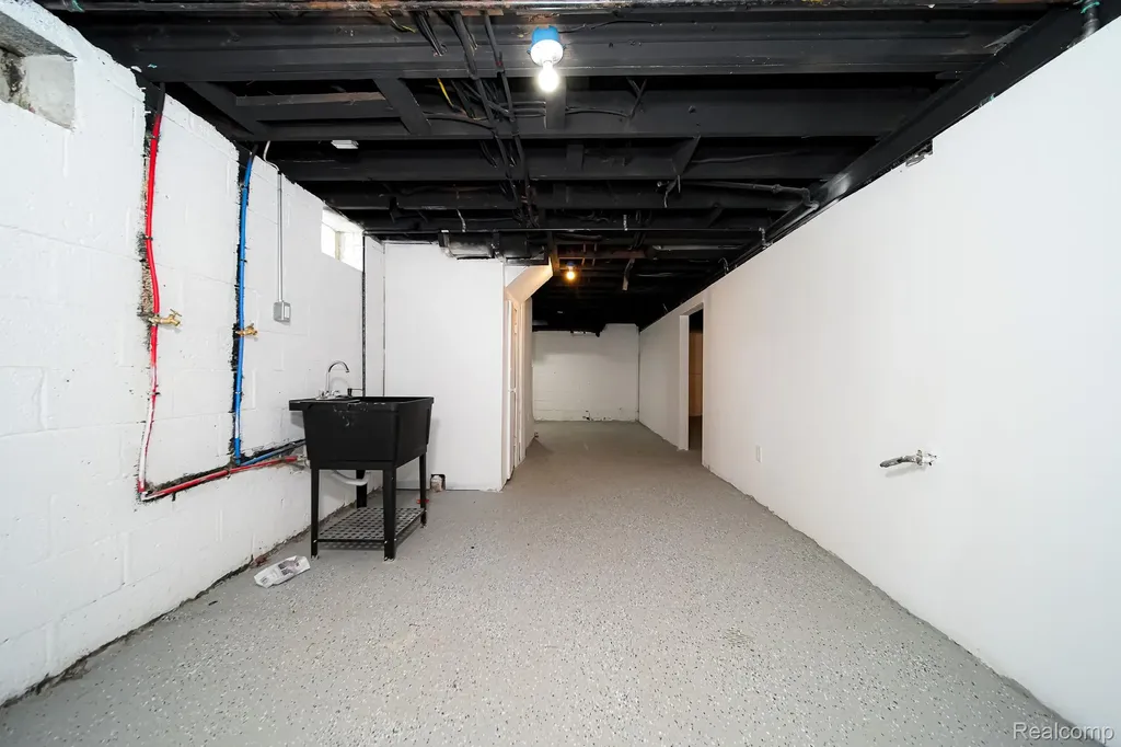 3080 Oakman Boulevard Detroit City MI 48238