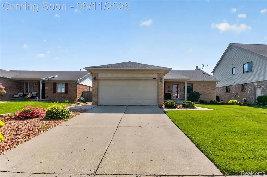 15125 Churchill Street Southgate City MI 48195