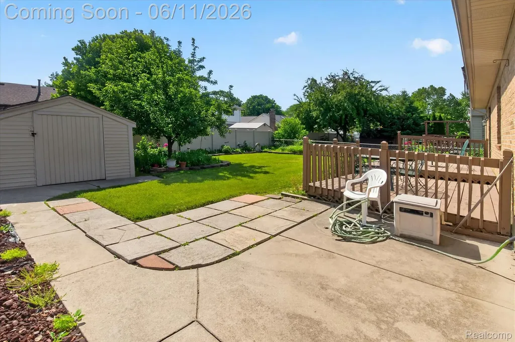 15125 Churchill Street Southgate City MI 48195