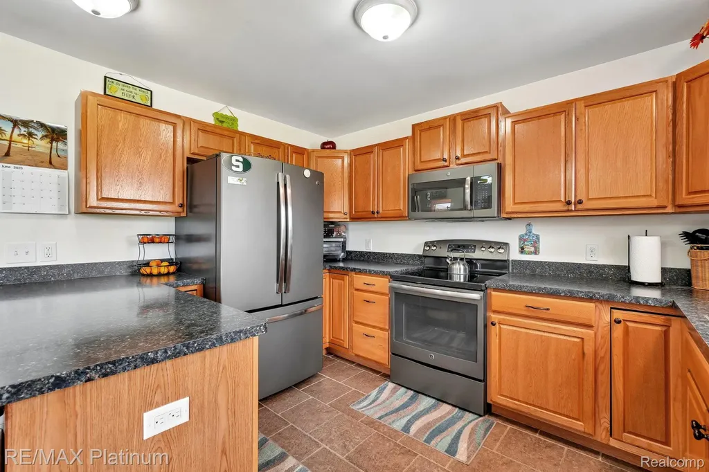 11704 Glen Mary Conway Township MI 48418