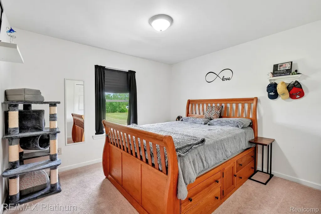 11704 Glen Mary Conway Township MI 48418