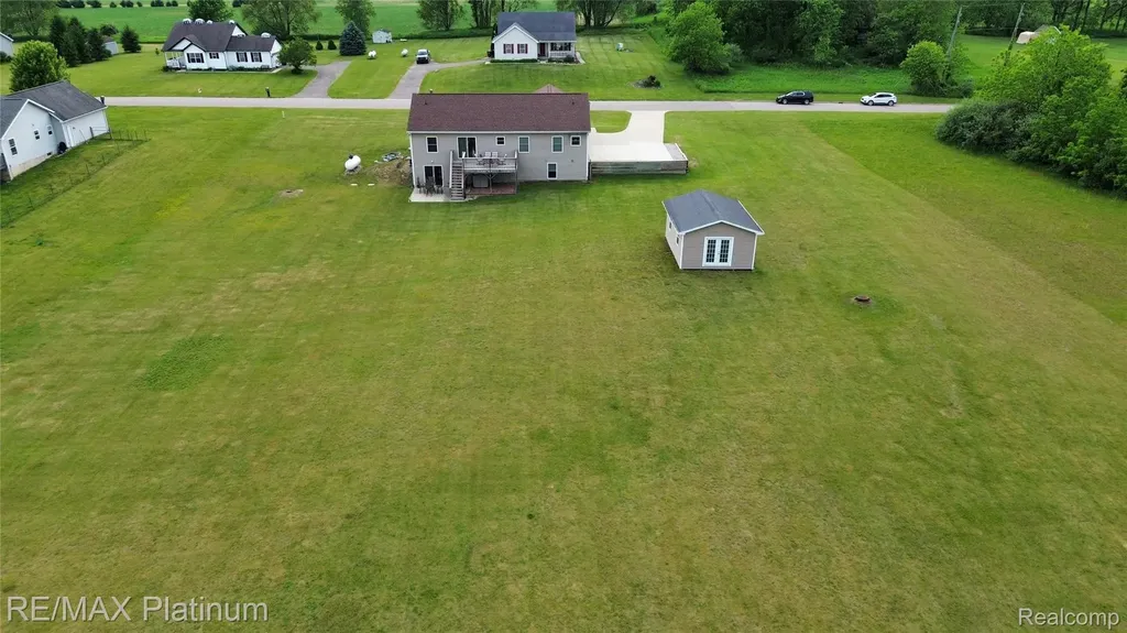 11704 Glen Mary Conway Township MI 48418