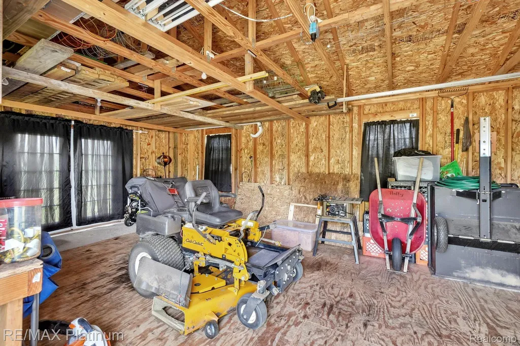 11704 Glen Mary Conway Township MI 48418