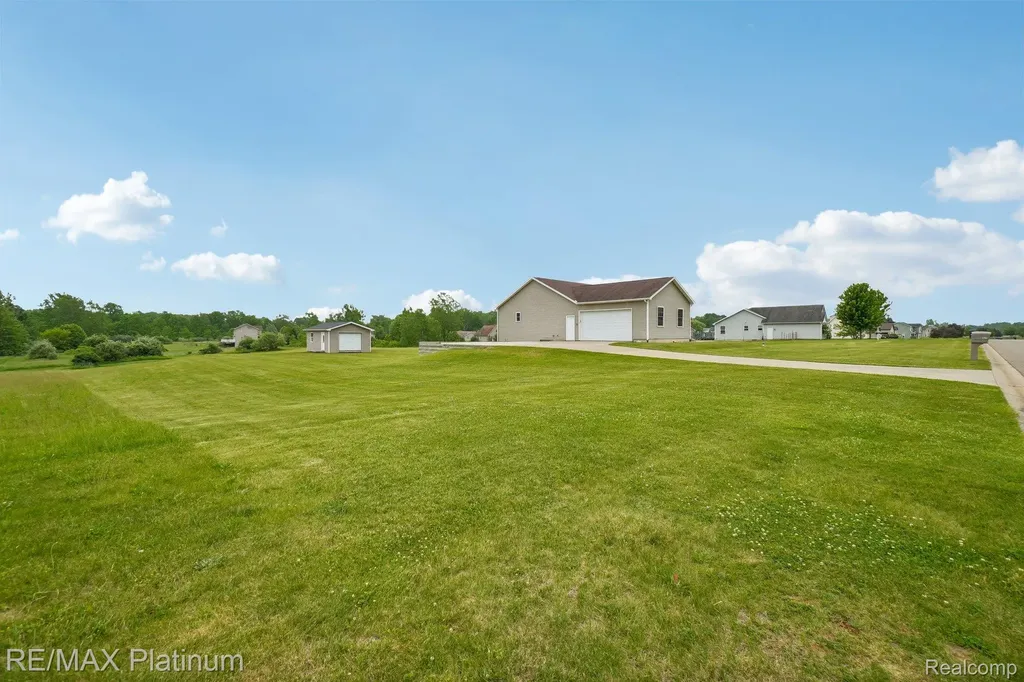 11704 Glen Mary Conway Township MI 48418