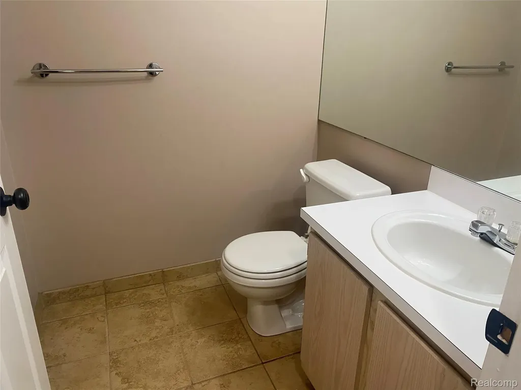 22192 Cape Cod Way Farmington Hills City MI 48336