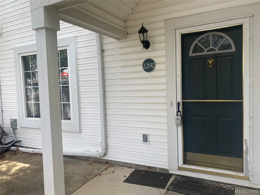 22192 Cape Cod Way Farmington Hills City MI 48336