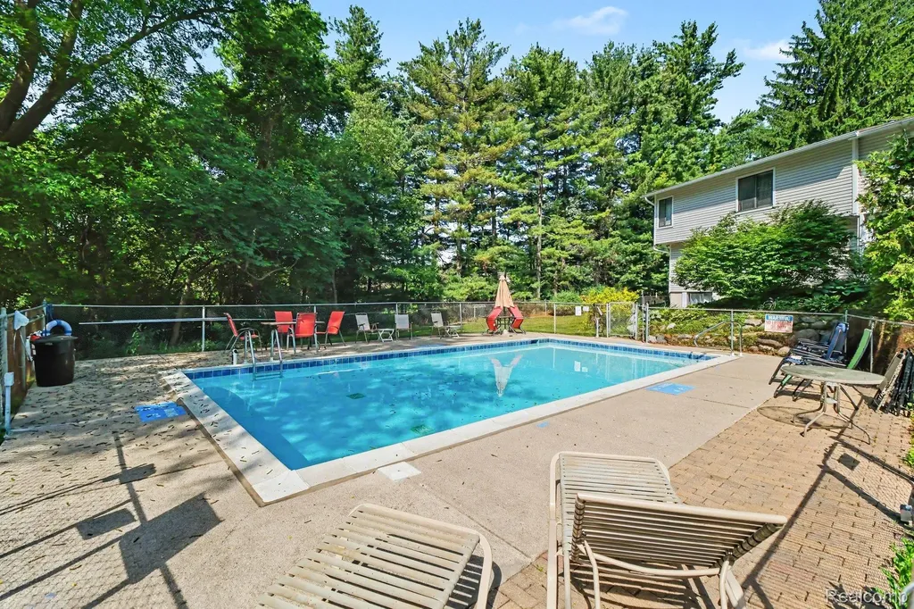 838 Corners Court Orion Charter Township MI 48362