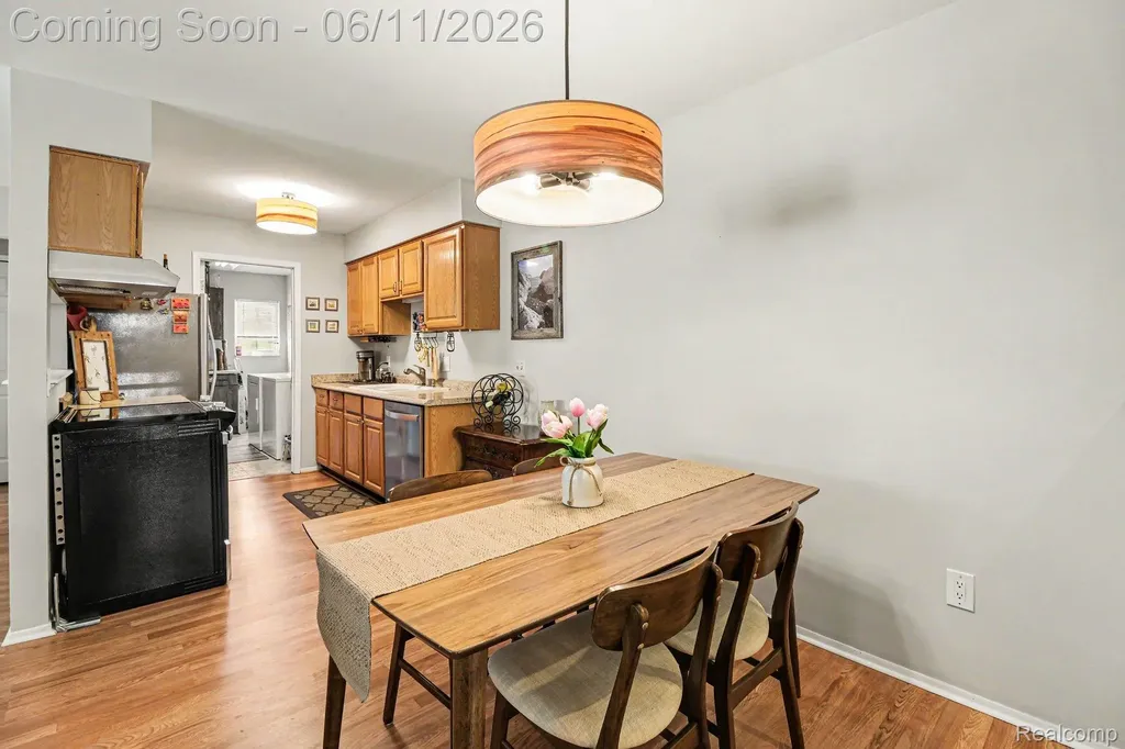 838 Corners Court Orion Charter Township MI 48362