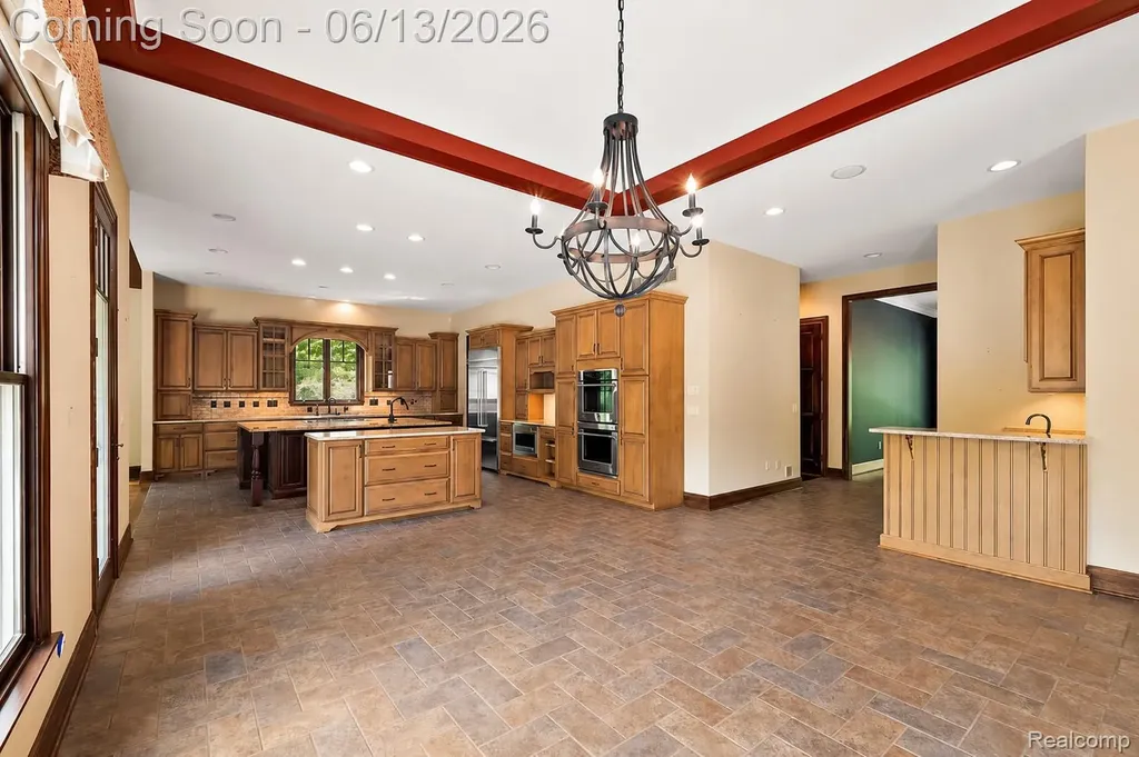 1600 S Hickory Ridge Trail Milford Charter Township MI 48380