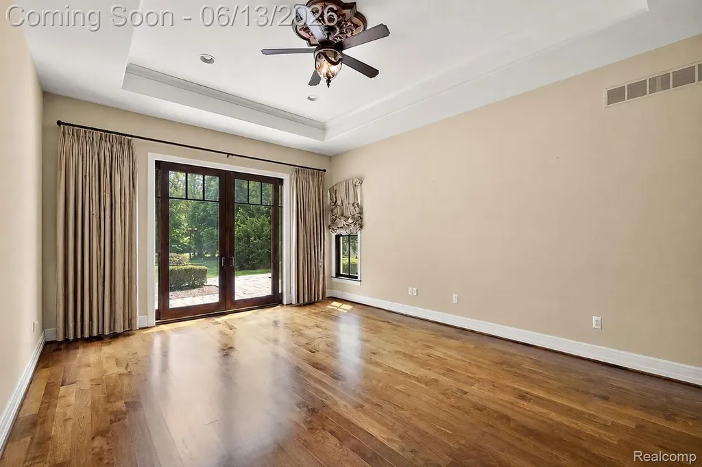 1600 S Hickory Ridge Trail Milford Charter Township MI 48380