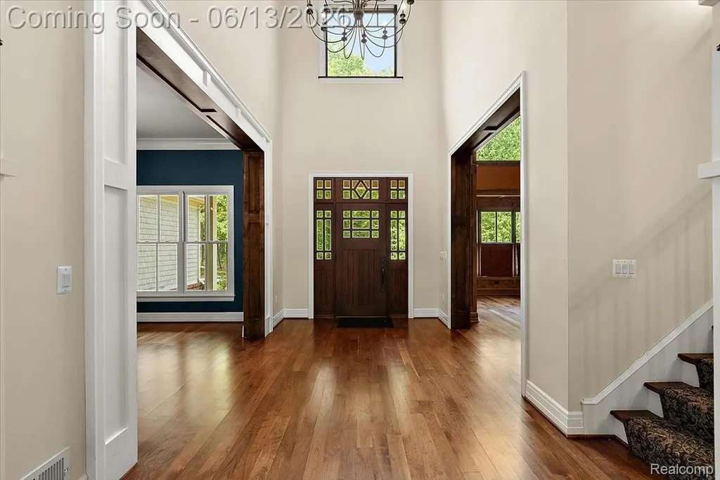 1600 S Hickory Ridge Trail Milford Charter Township MI 48380