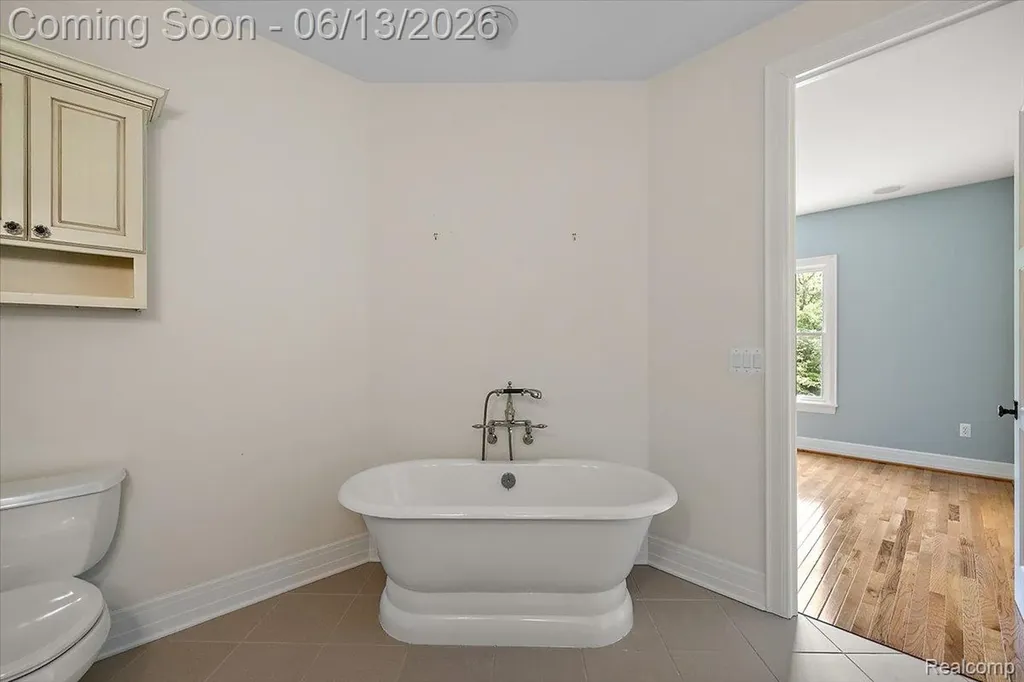 1600 S Hickory Ridge Trail Milford Charter Township MI 48380