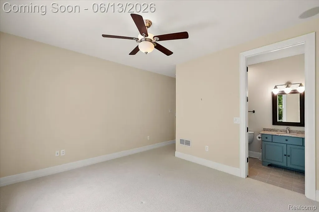 1600 S Hickory Ridge Trail Milford Charter Township MI 48380