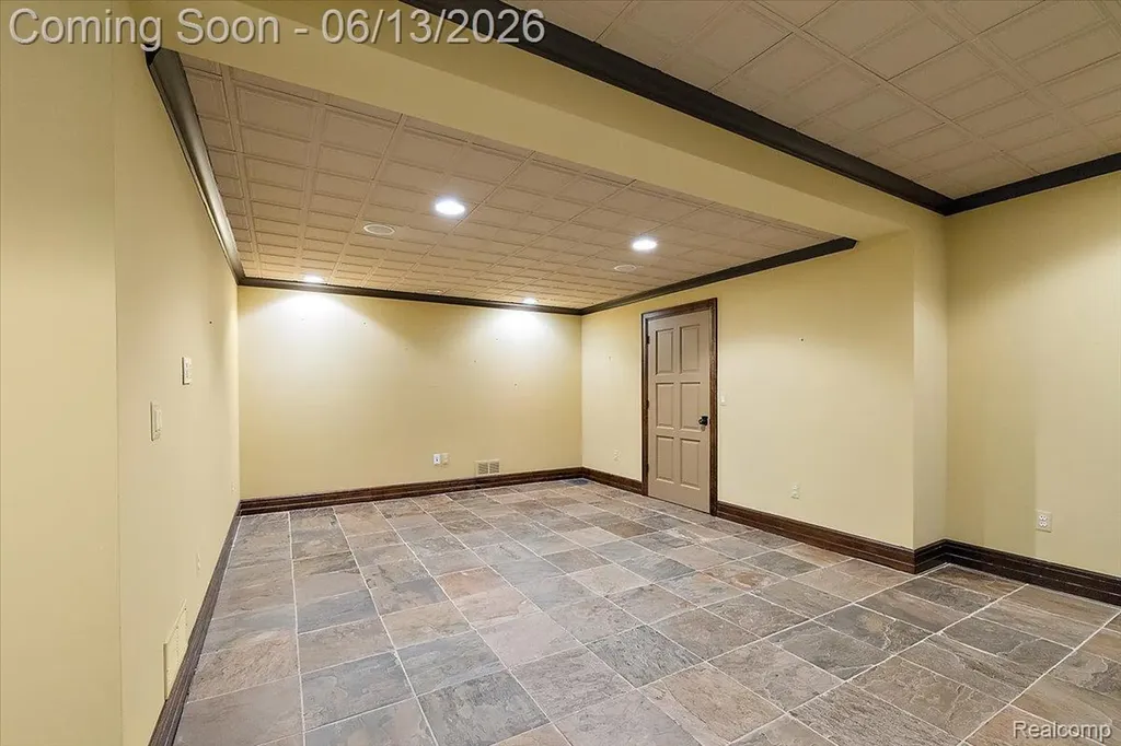 1600 S Hickory Ridge Trail Milford Charter Township MI 48380