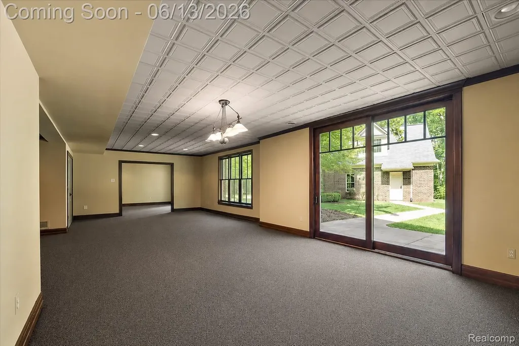1600 S Hickory Ridge Trail Milford Charter Township MI 48380