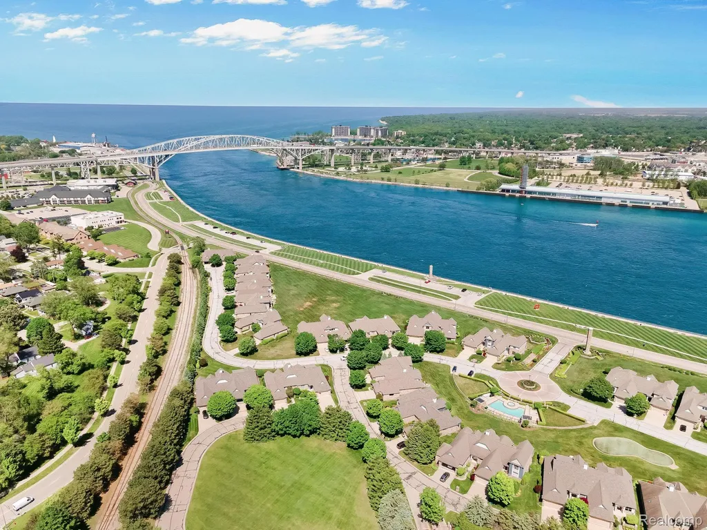 954 Edison Shores Court Port Huron City MI 48060