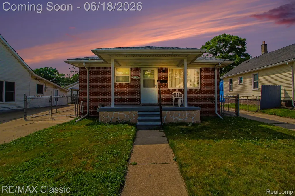 18825 Hanna Street Melvindale City MI 48122