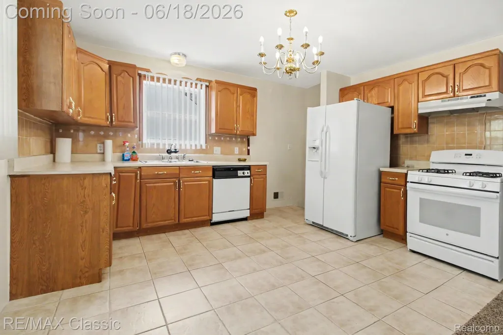 18825 Hanna Street Melvindale City MI 48122
