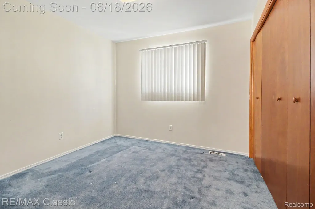 18825 Hanna Street Melvindale City MI 48122
