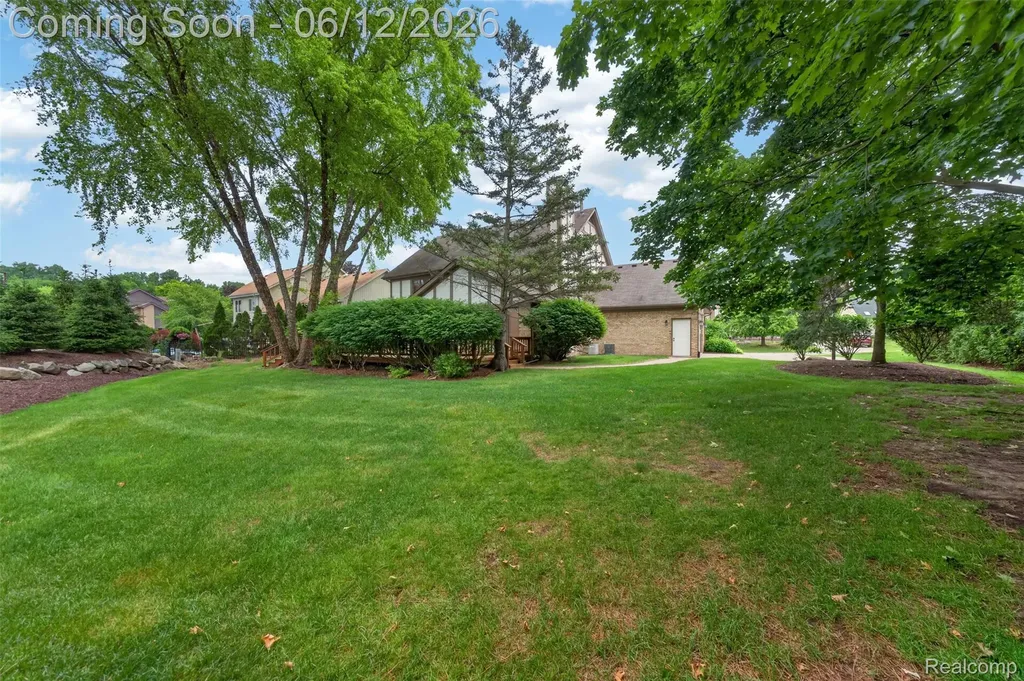 30693 Huntsman Drive E Farmington Hills City MI 48331