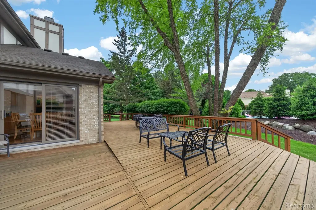 30693 Huntsman Drive E Farmington Hills City MI 48331