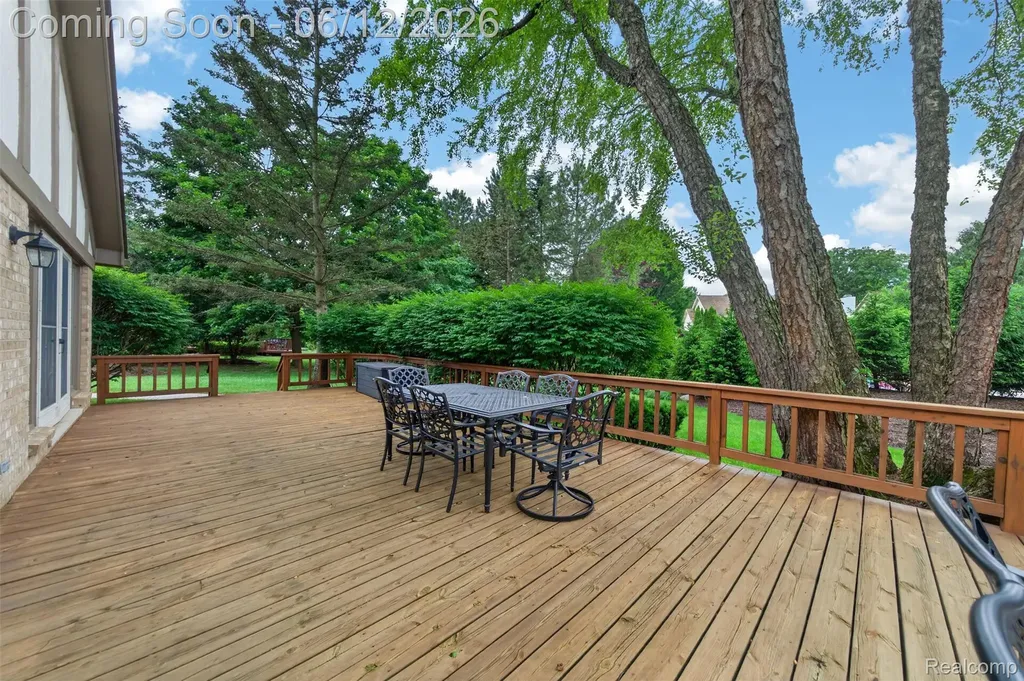 30693 Huntsman Drive E Farmington Hills City MI 48331