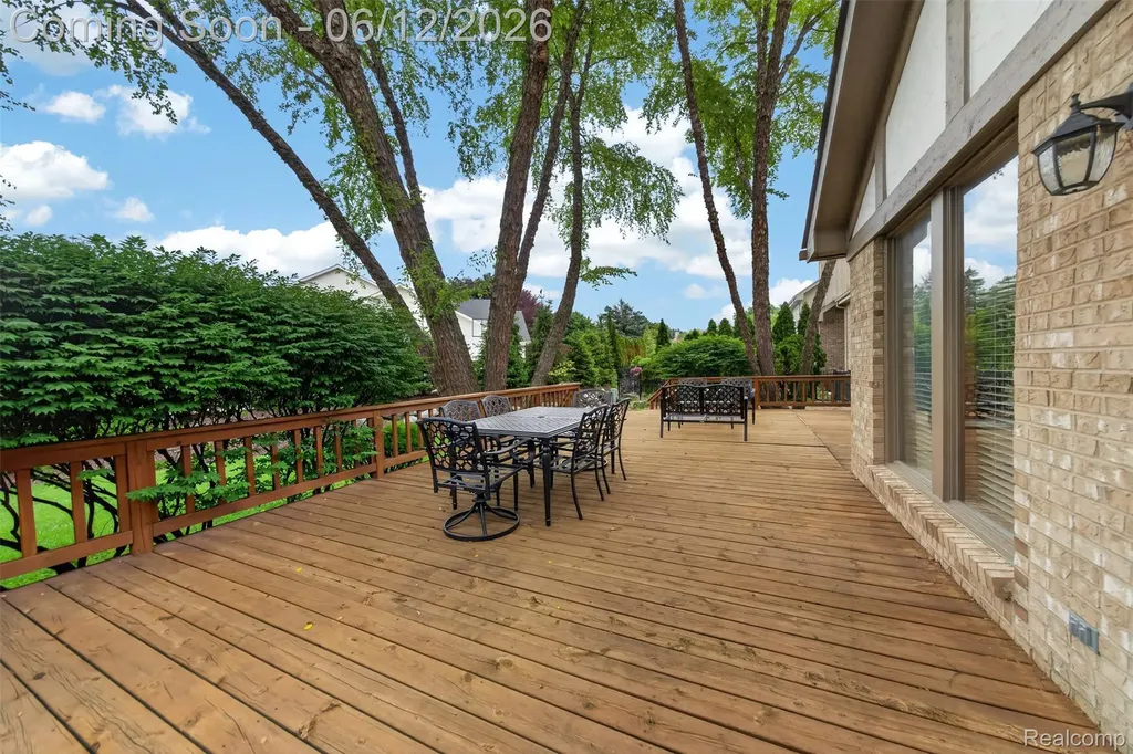 30693 Huntsman Drive E Farmington Hills City MI 48331