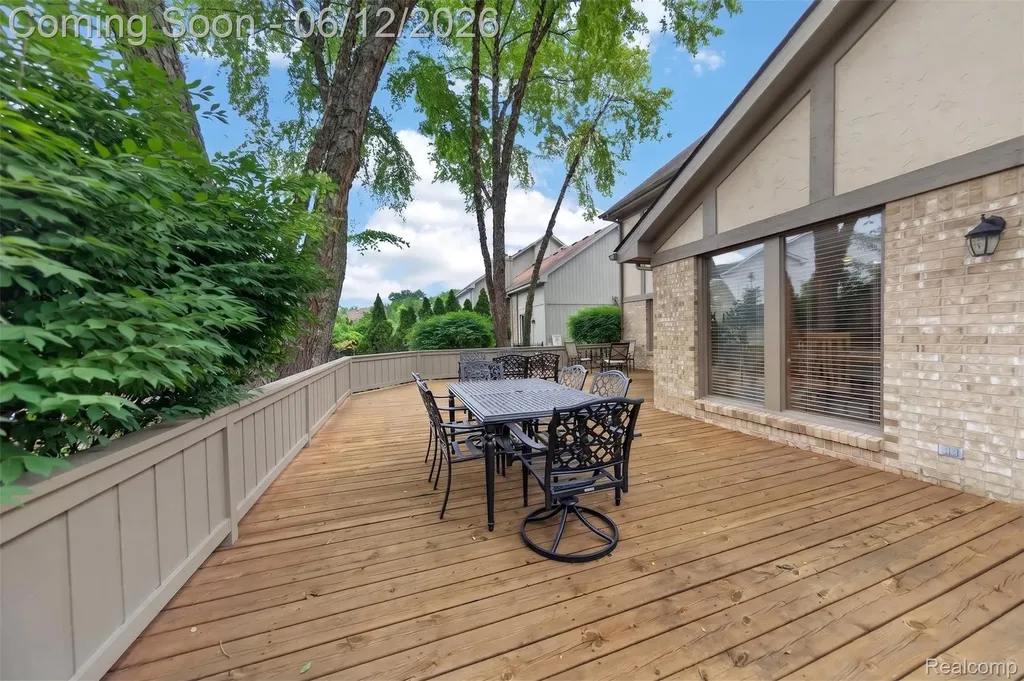 30693 Huntsman Drive E Farmington Hills City MI 48331