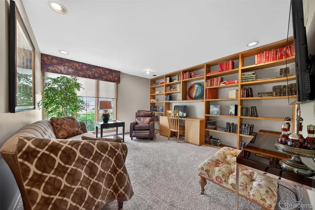 30693 Huntsman Drive E Farmington Hills City MI 48331